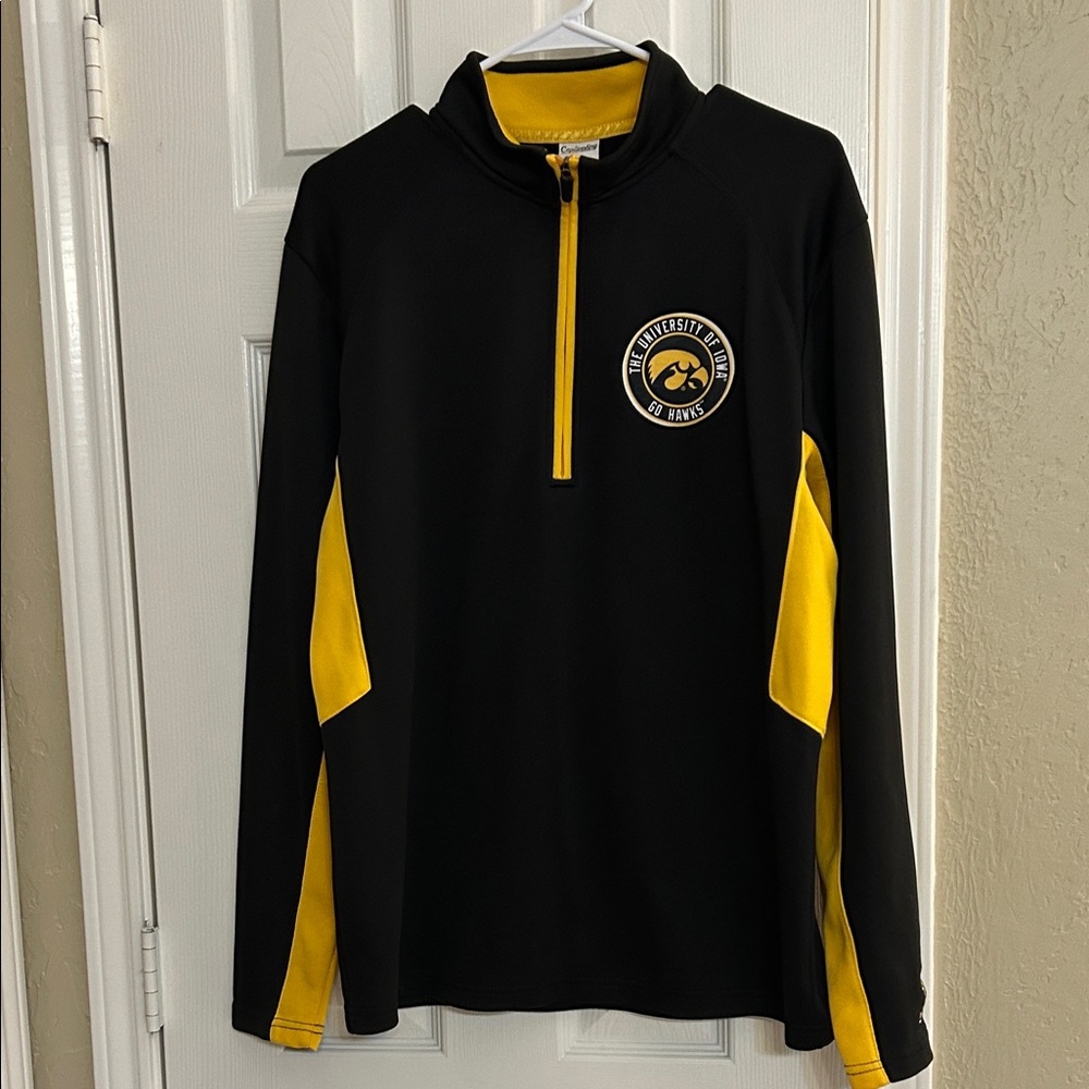 NWOT Mens Med University  of Iowa Men's Black and Yellow Zip-Up Sweater Pullover
